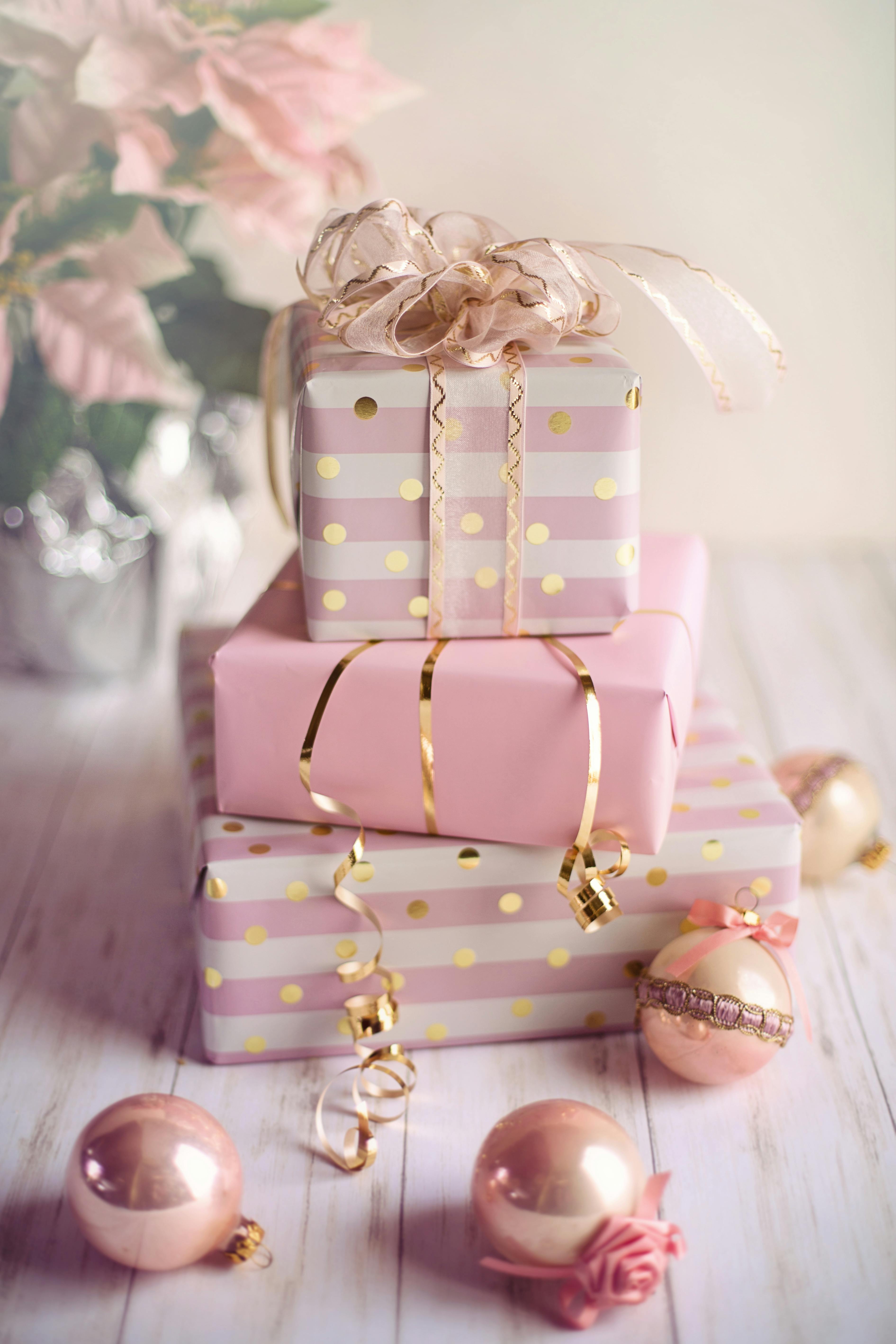 CHRISTMAS GIFT IDEAS