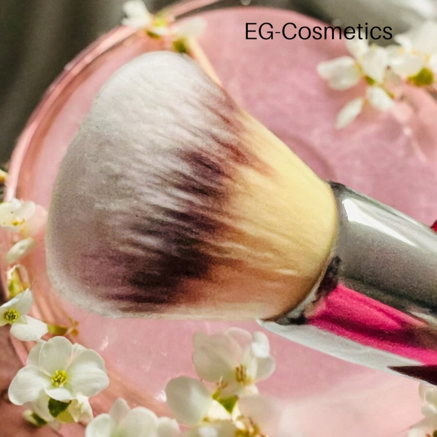 https://eg-cosmetics.co.uk/products/flawless-complexion-brush-it-brushes-for-ulta-copy-1?_pos=1&_sid=a184aa006&_ss=r