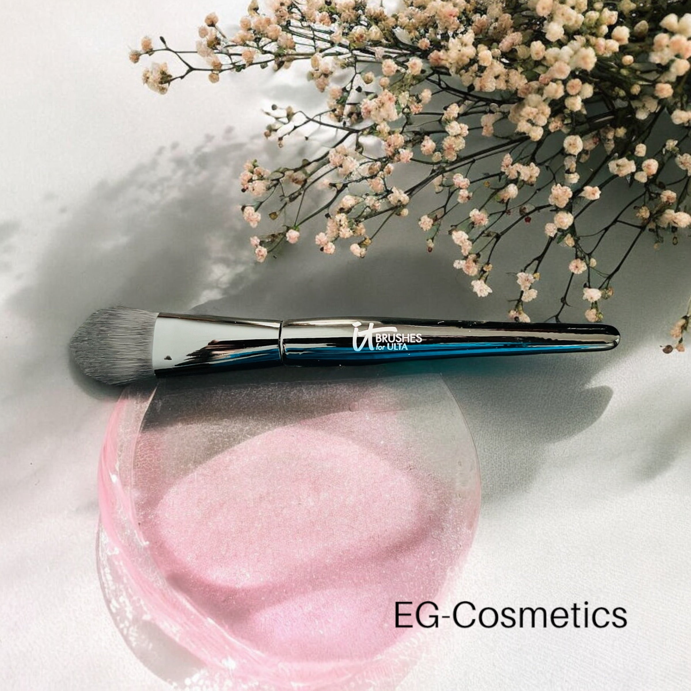 https://eg-cosmetics.co.uk/products/heavenly-powder-brush-it-brushes-for-ulta-copy?_pos=7&_sid=e4229a2f1&_ss=r