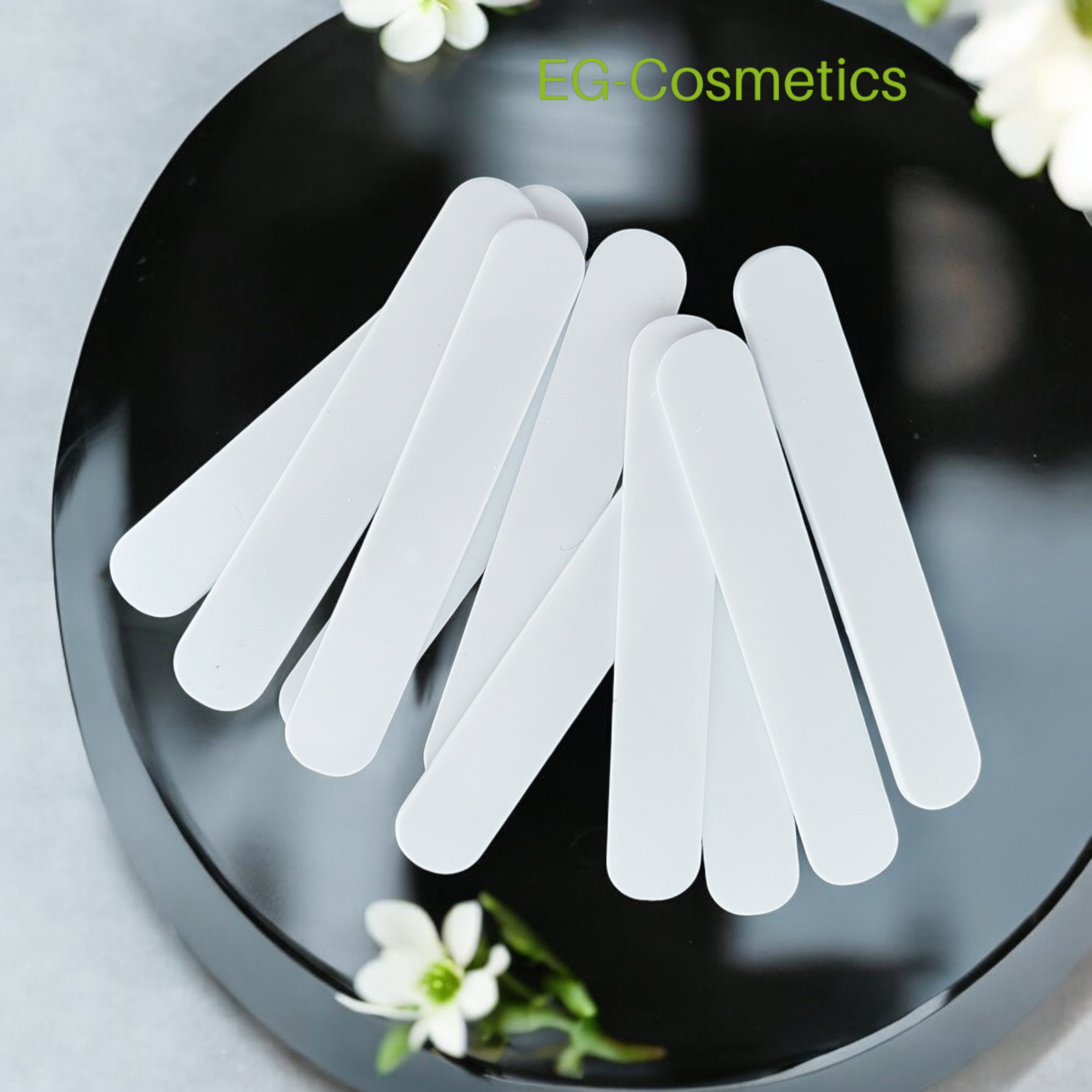 https://eg-cosmetics.co.uk/products/the-body-shop-10-plastic-spatulas?_pos=1&_sid=4de6665ed&_ss=r