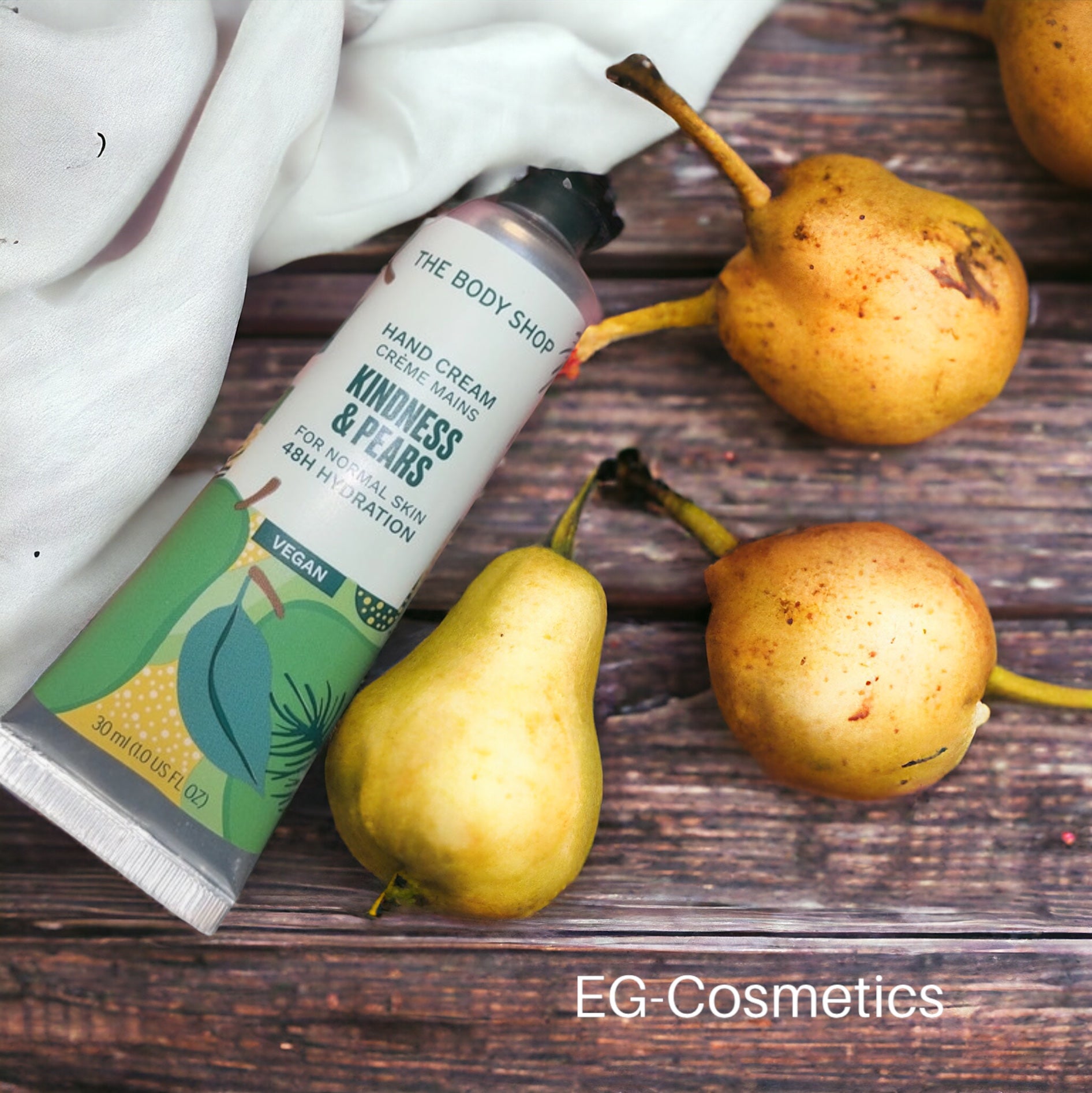 https://eg-cosmetics.co.uk/products/copy-of-the-body-shop-pears-share-hand-cream-30ml?_pos=3&_sid=647ba390f&_ss=r