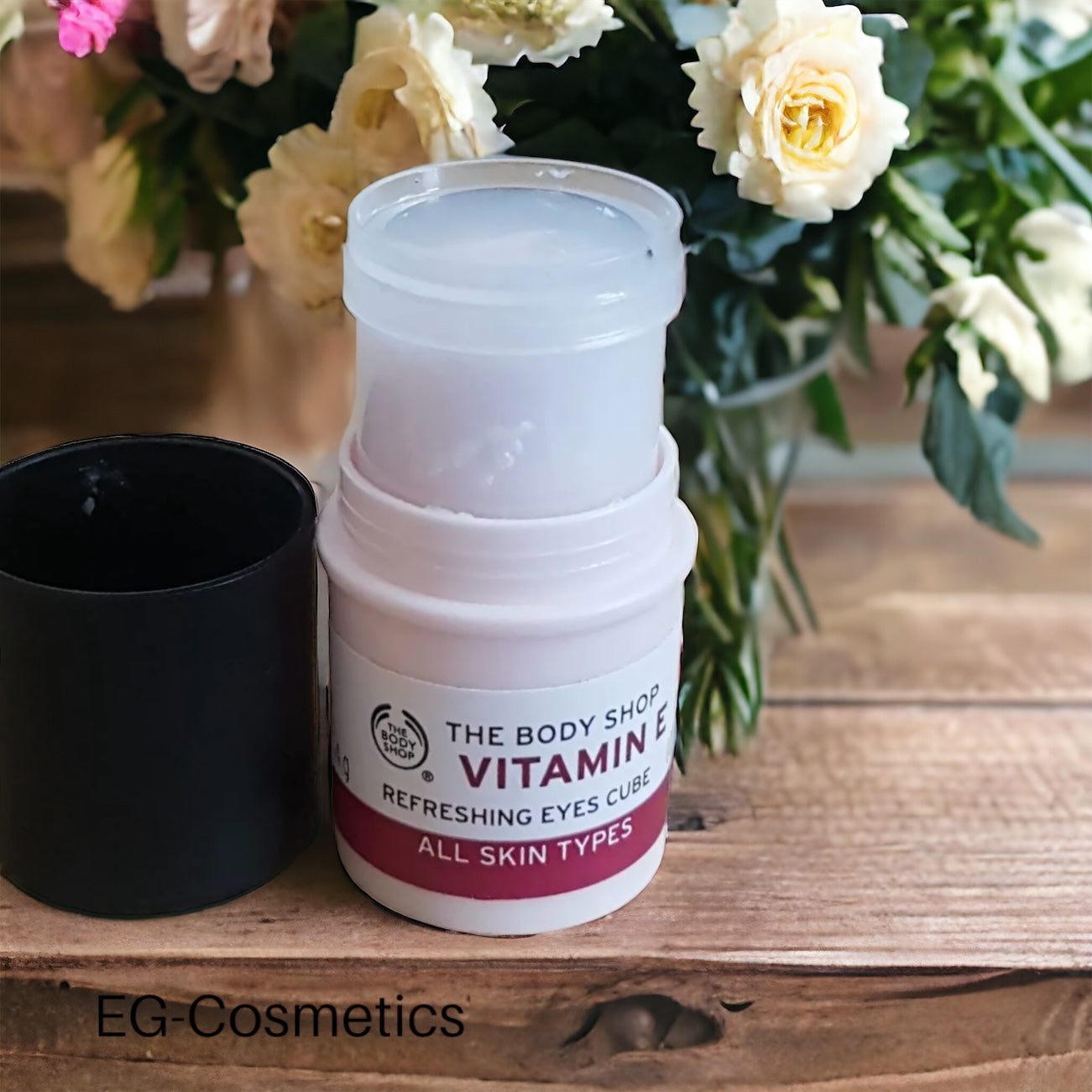 The Body Shop Vitamin E Refreshing Eye Cube 4g EGCosmetics.co.uk