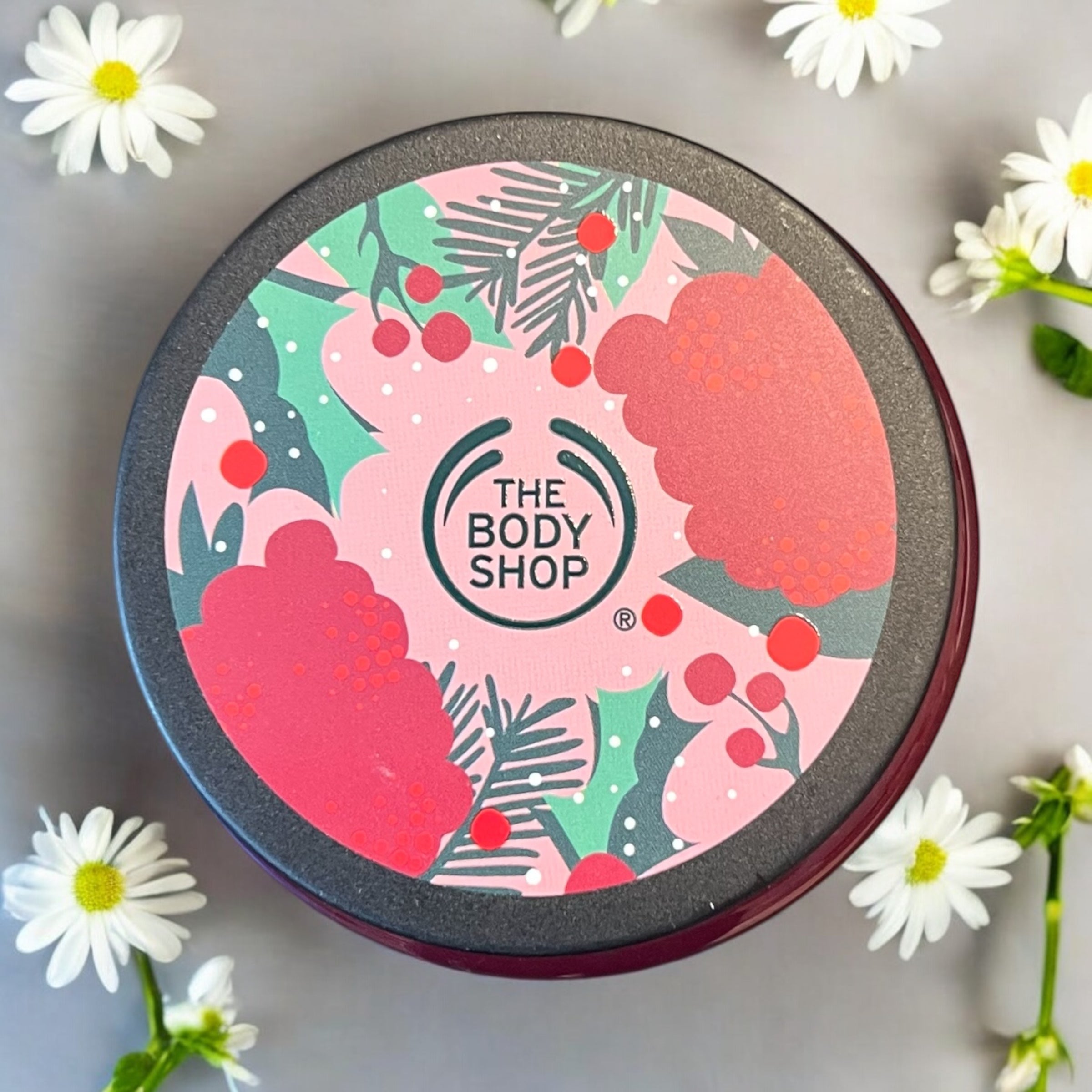 The Body Shop Festive Berry Exfoliating Sugar Body Scrub 250ml